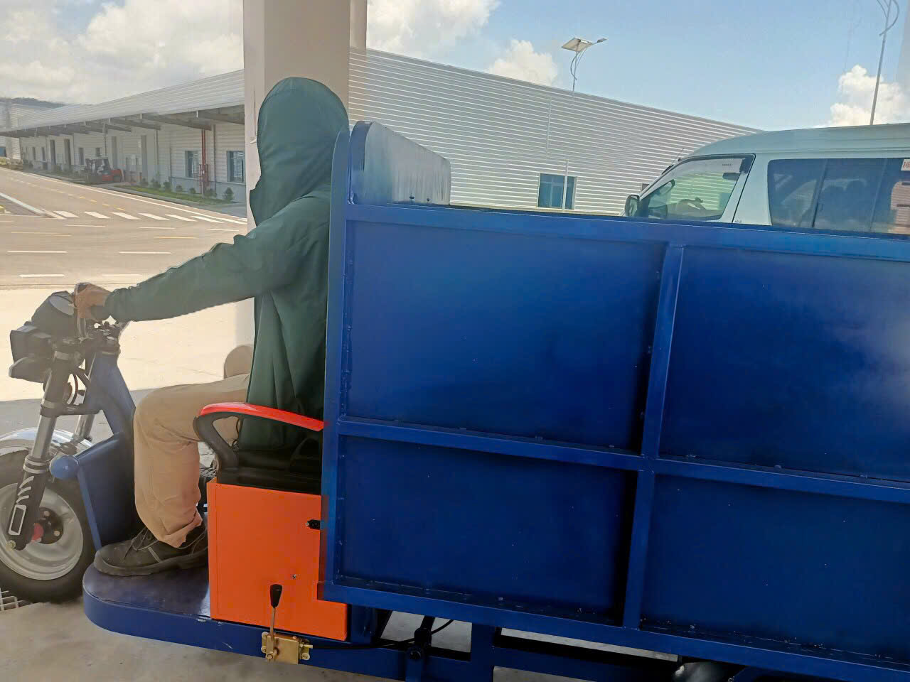 aa (2)