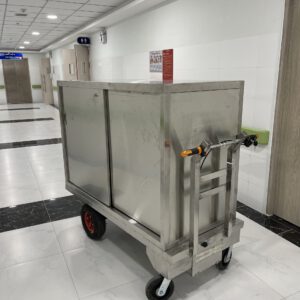 Xe Điện Đẩy Hàng Thùng Inox Chuyên Dụng Cho Bệnh Viện